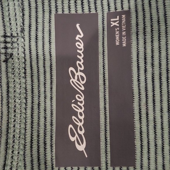 Eddie Bauer - Picture 7 of 9